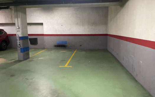 Alquiler de oficina privada en Calle de Alfonso XIII, 12