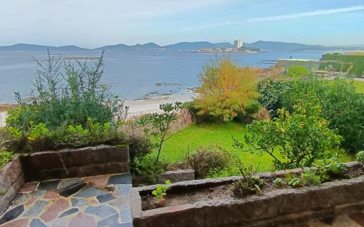 Chalet independiente en venta en Cabo Estai
