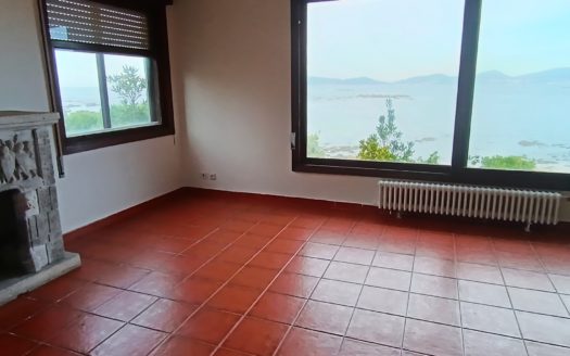 Chalet independiente en venta en Cabo Estai