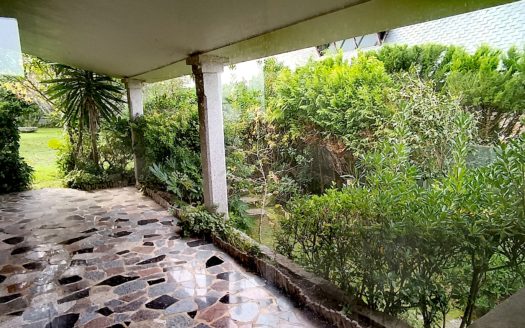 Chalet independiente en venta en Cabo Estai