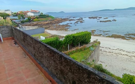 Chalet independiente en venta en Cabo Estai