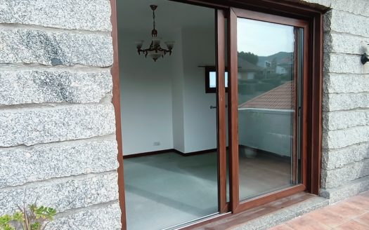 Chalet independiente en venta en Cabo Estai