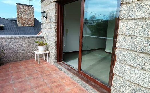 Chalet independiente en venta en Cabo Estai